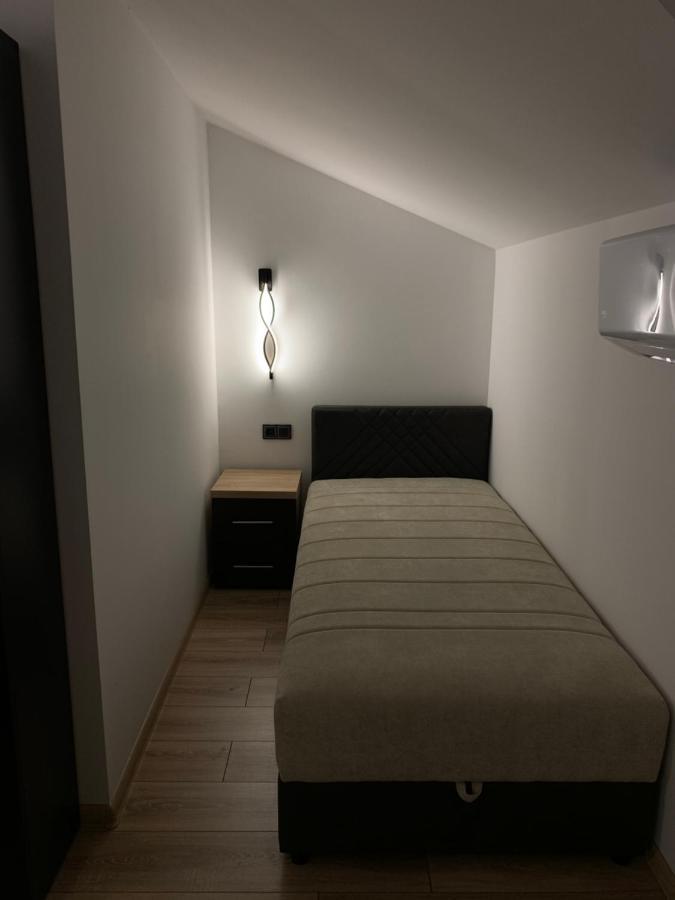 Bed and Breakfast Prenociste & Restoran - Kasic Brodarevo Exterior foto