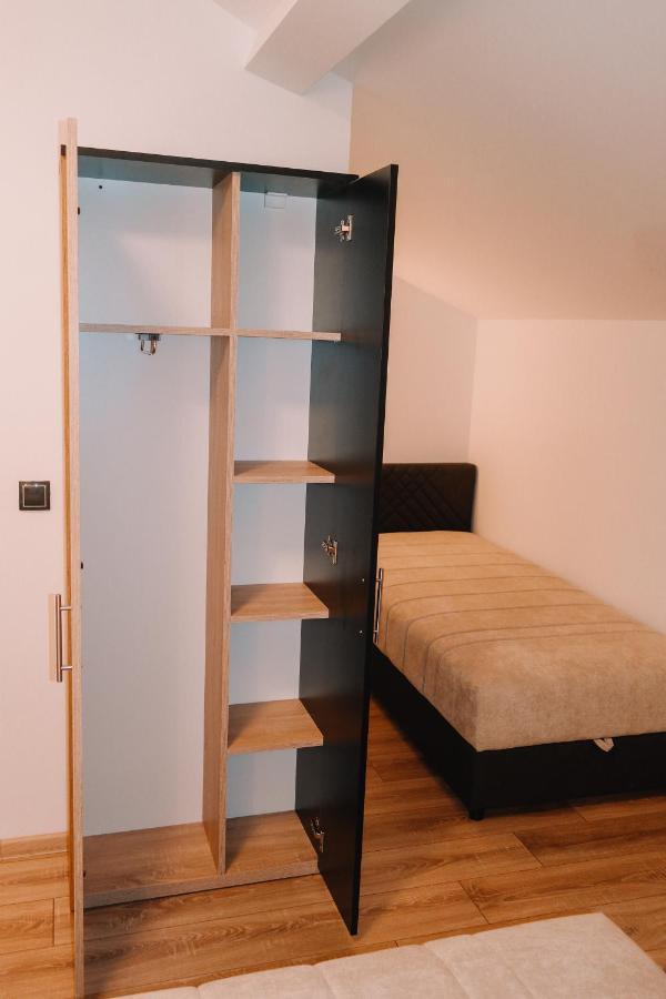 Bed and Breakfast Prenociste & Restoran - Kasic Brodarevo Exterior foto
